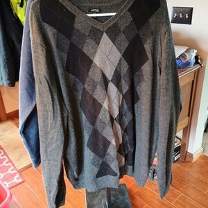 Apt. 9 Men's Gray Argyle Sweater